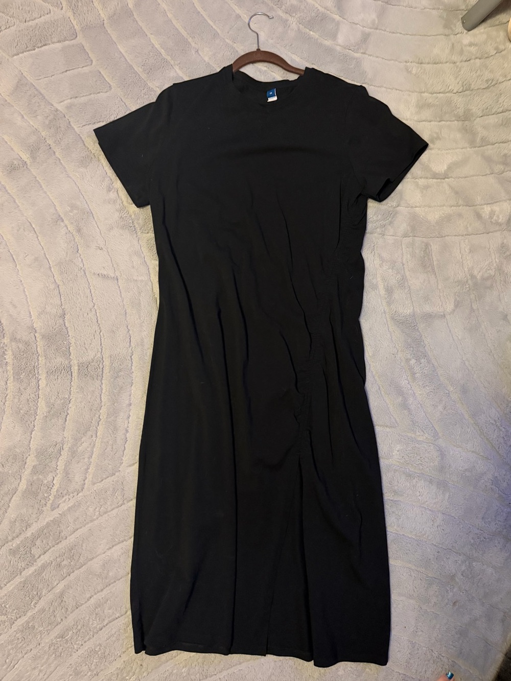 Old Navy Black Short-Sleeve Midi T-Shirt Dress